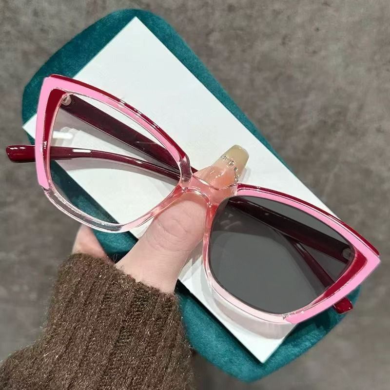 Photochromic Anti-radiation Fashion Glasses Cat Eye Woman Eyewear Frame Anti Blue Light Eyeglasses Outdoor Shade for Men Women