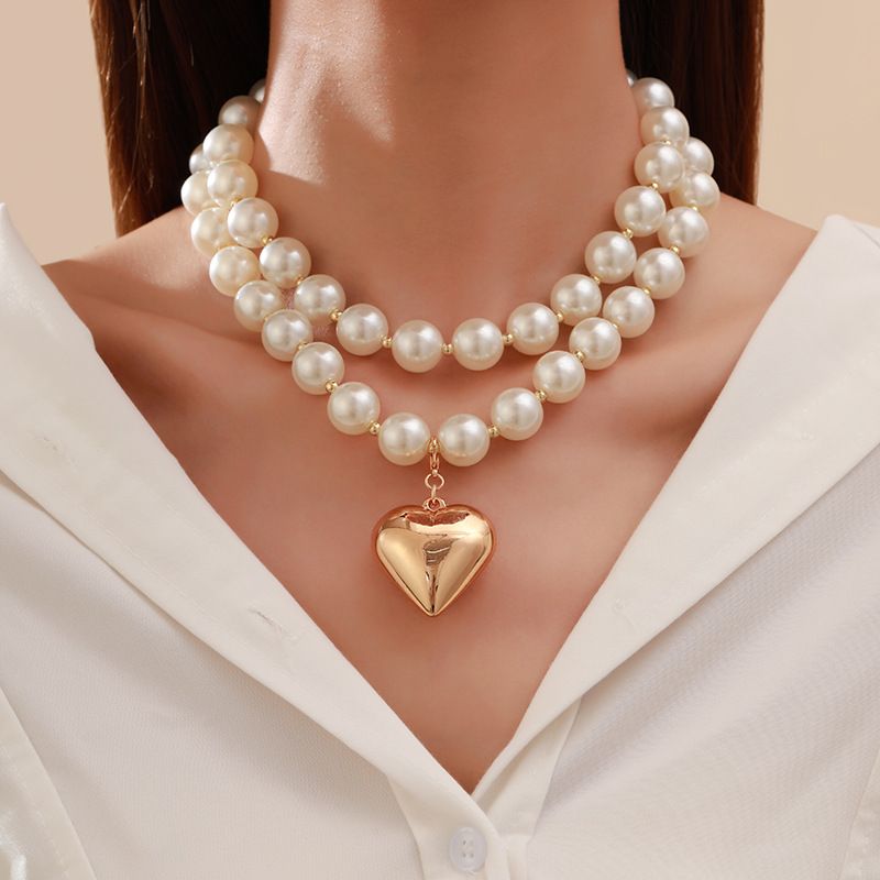 New Fashion Punk Oversize Bead Choker Necklace - Heart Pendant with pearl Geometric Layered Collarbone Chain for Women Y2K Gothic Adjustable Collar Jewelry with Alloy Beads