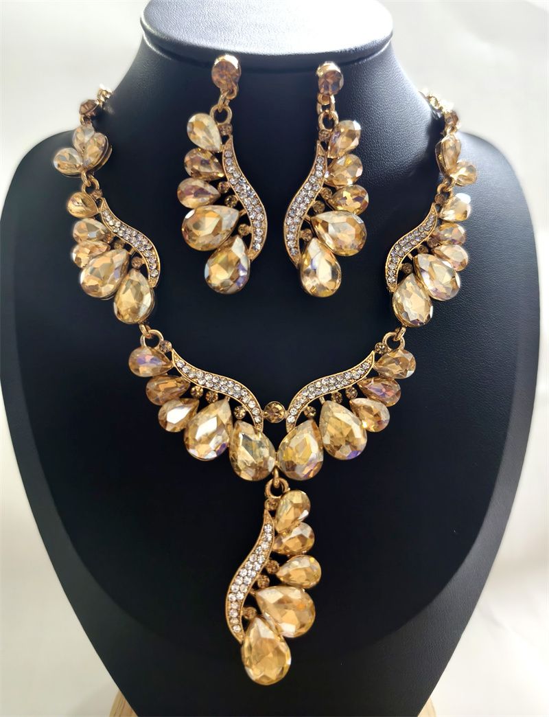 Glamorous Multicolor Teardrop Crystal Jewelry Set - Luxury Rhinestone Chandelier Earrings & Cascading Necklace for Red Carpet, Bridal & Evening Galas