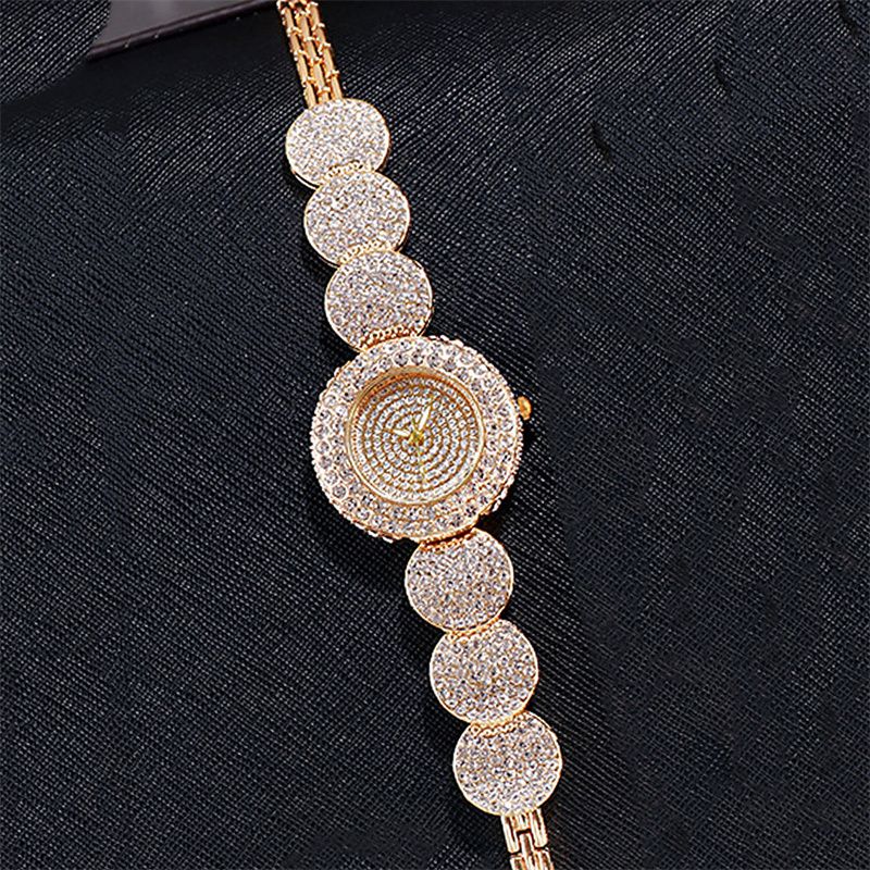 Trendy Women's Rhinestone Mini Dial Watch Luxury All-Diamond Inset Bracelet Wristwatch Fashion Ice Watch with Unique Strap - Quartz Movement