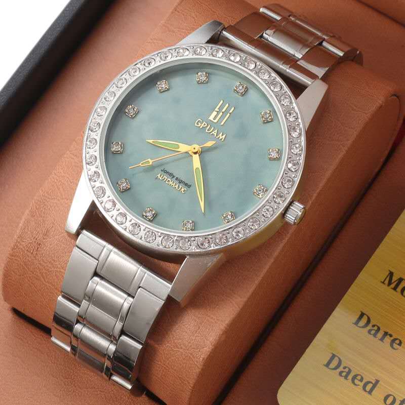 2 Pcs/Set Couples Wrist Watches Couples Waterproof Quartz Watches Stainless Steel Japan Movement Matching Set Elegant Luxury Ladies Mens Gift for Her Kenya Affordable Lovers Wristwatches