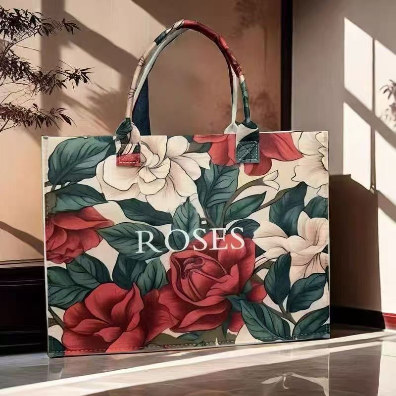 All-In-One Women's Shoulder Bag Large Capacity Felt Gift Shopping Bag Women's Large-Capacity Felt Tote Bag Floral Rose Print Stylish Handbag Spacious Casual Purse for Kenyan Young Ladies