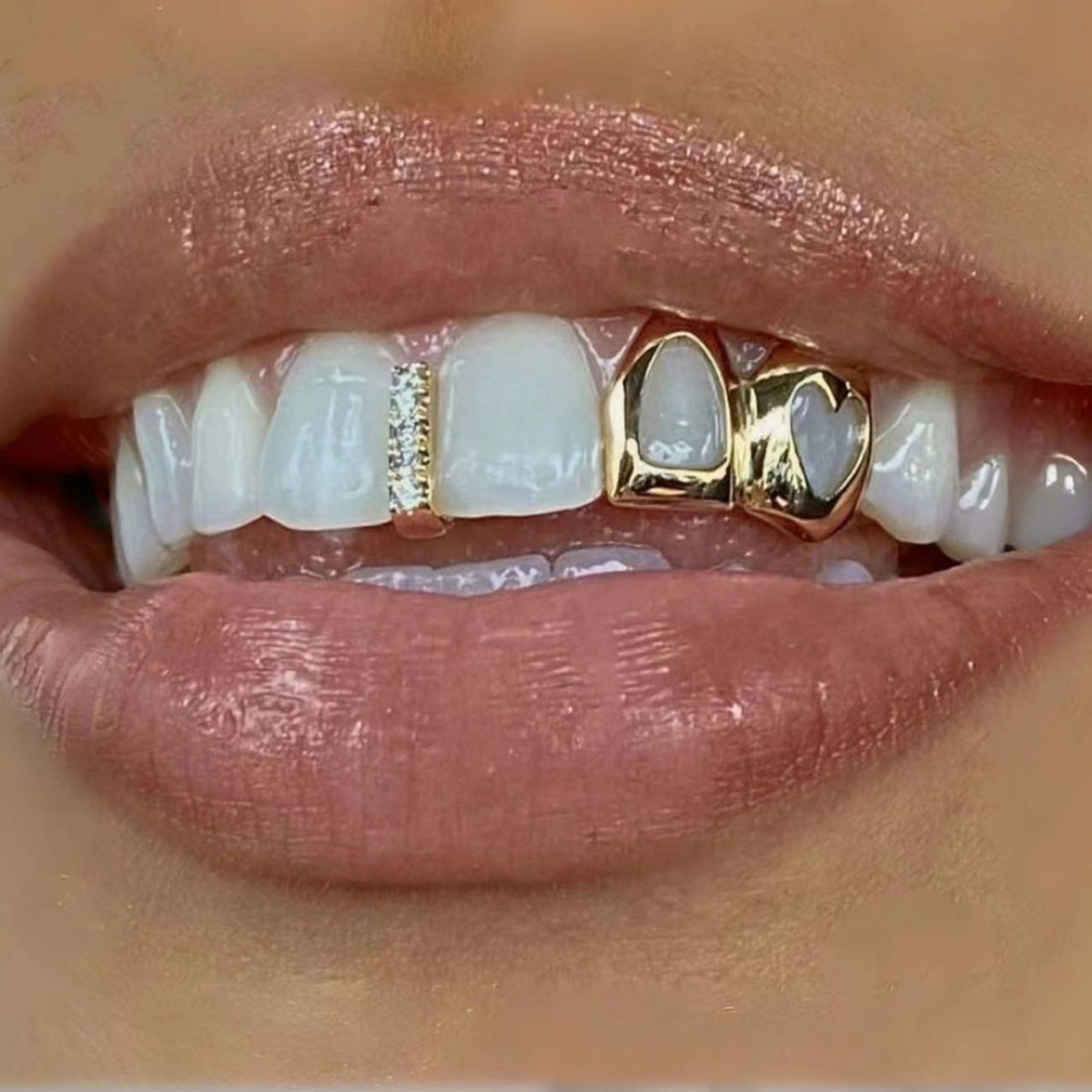 Adorable Shiny Gold & Silver Heart Cutout Diamond Accent Grillz【for Women & Teens on Special Occasions】