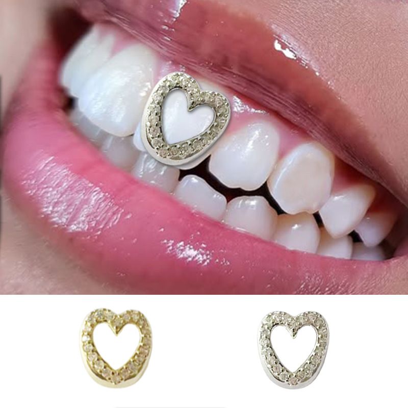 Sparkling Heart-Shaped Gold Teeth/Silver Teeth Grillz for Unisex Style Enthusiasts