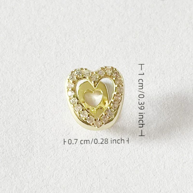 Sparkling Heart-Shaped Gold Teeth/Silver Teeth Grillz for Unisex Style Enthusiasts