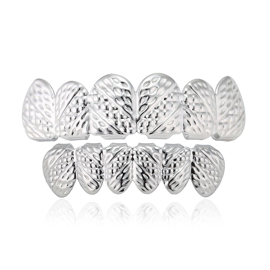 Luxury Diamond-Cut Gold & Silver Grillz Set for Hip Hop Enthusiasts & Party Goers
