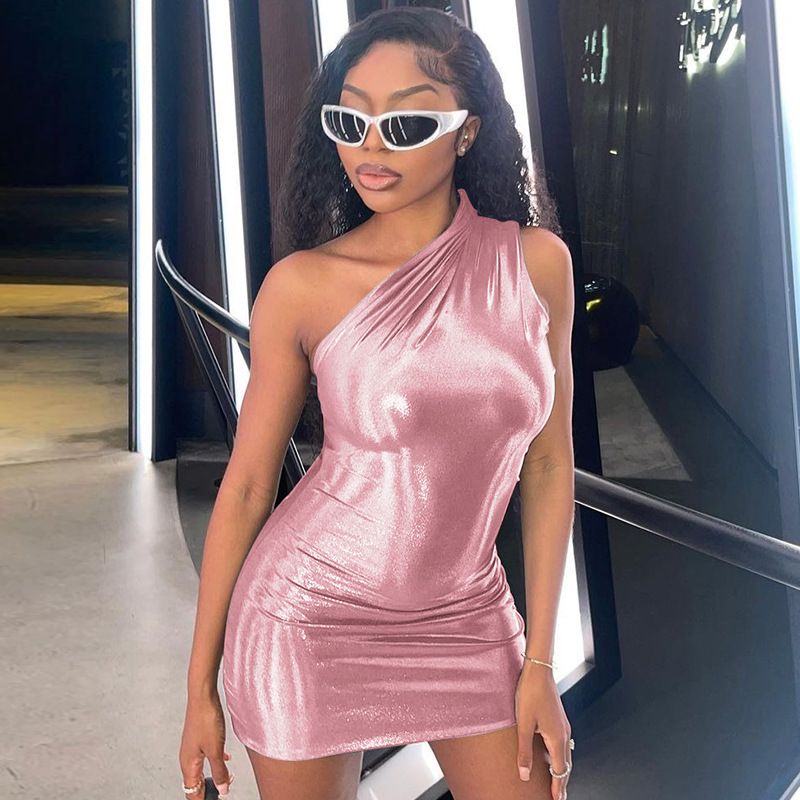 European and American style women's clothing, new style in 2025. Sexy, slim-fitting, solid color, off-the-shoulder, sleeveless, bodycon dress