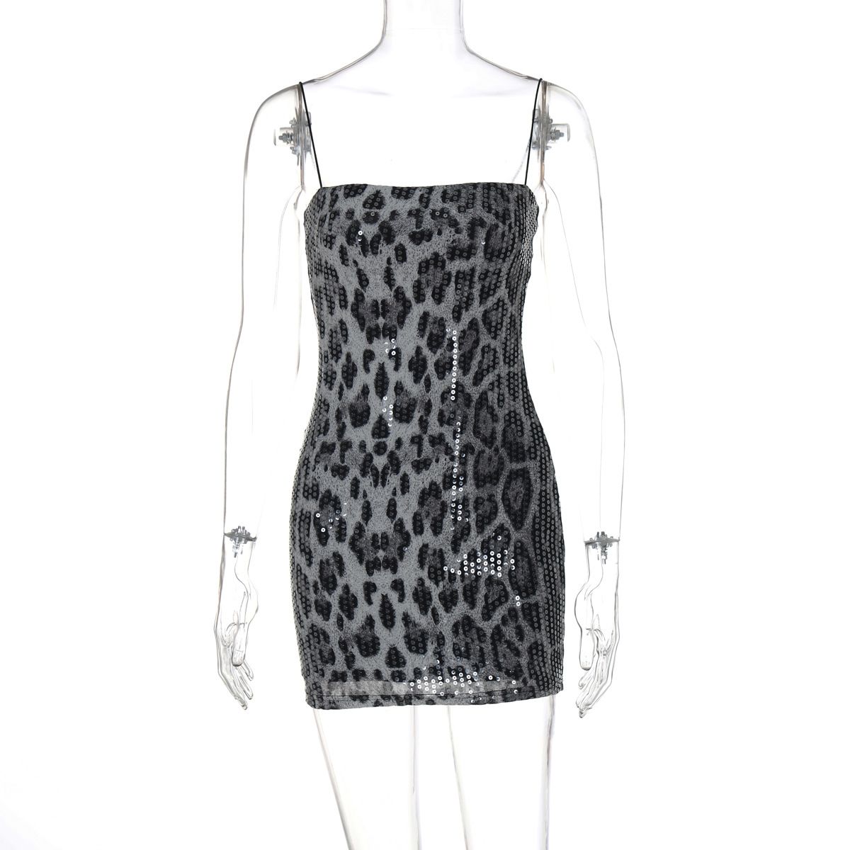 New summer style dress, fashionable, sexy and full of charm, with leopard print, halter straps, sequins, suitable for parties, clubs and evening banquets. It's a short dress.