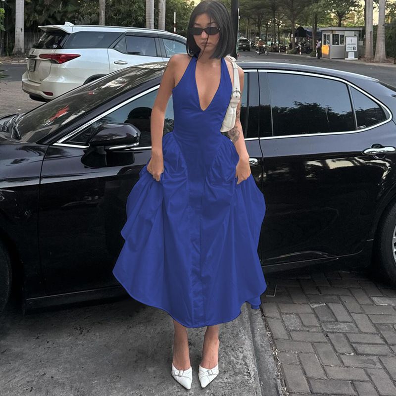 Summer new women's dress is casual, elegant, solid color, sleeveless V-neck, halter and big skirt. Long dress is suitable for party holiday dinner.