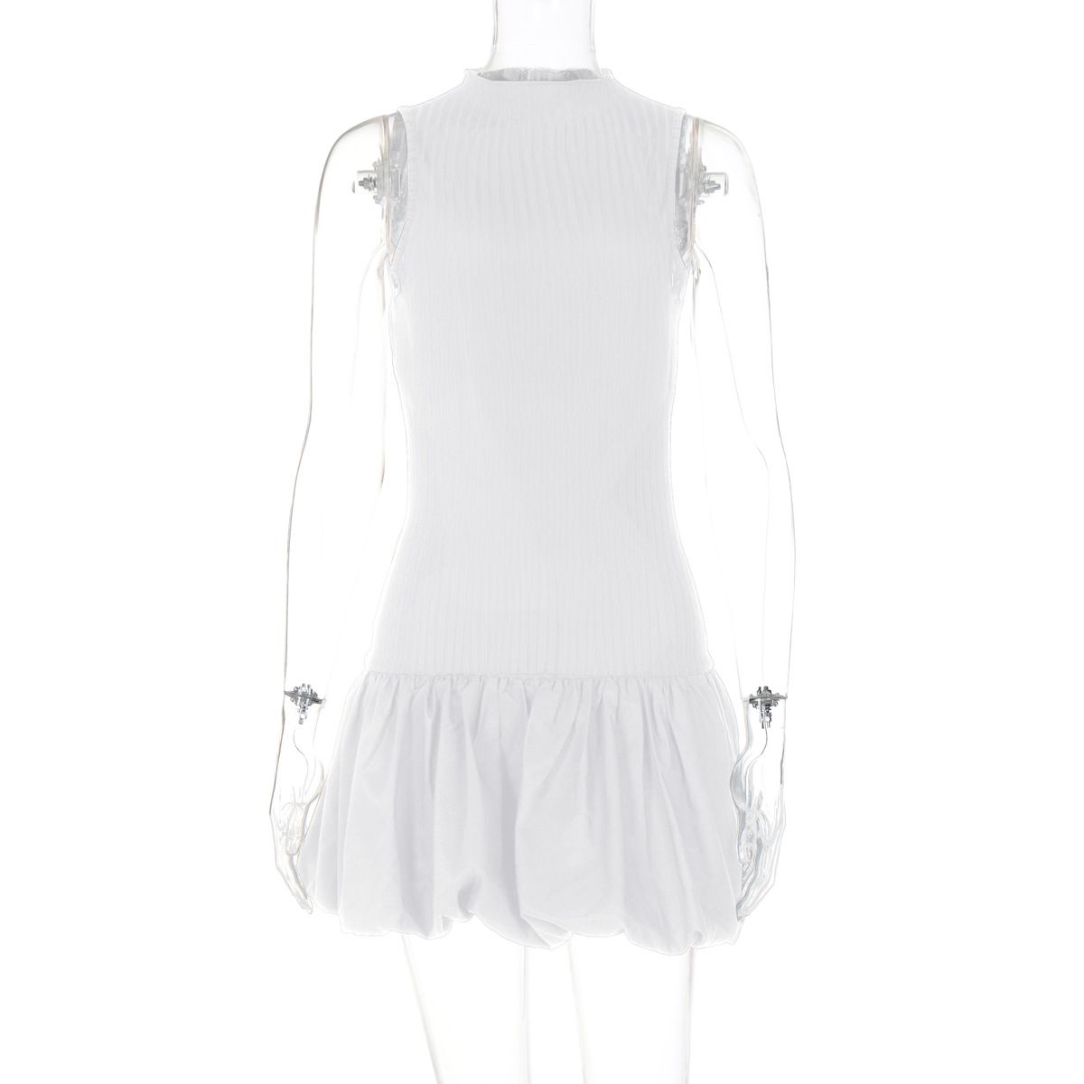 New women's dresses in summer are fashionable, casual, solid color, sleeveless back, hollowed-out stitching and pleating, and slim short dresses are suitable for daily casual street wear at parties.