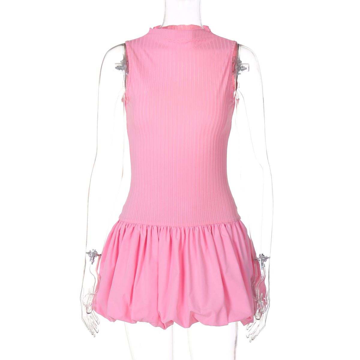 New women's dresses in summer are fashionable, casual, solid color, sleeveless back, hollowed-out stitching and pleating, and slim short dresses are suitable for daily casual street wear at parties.