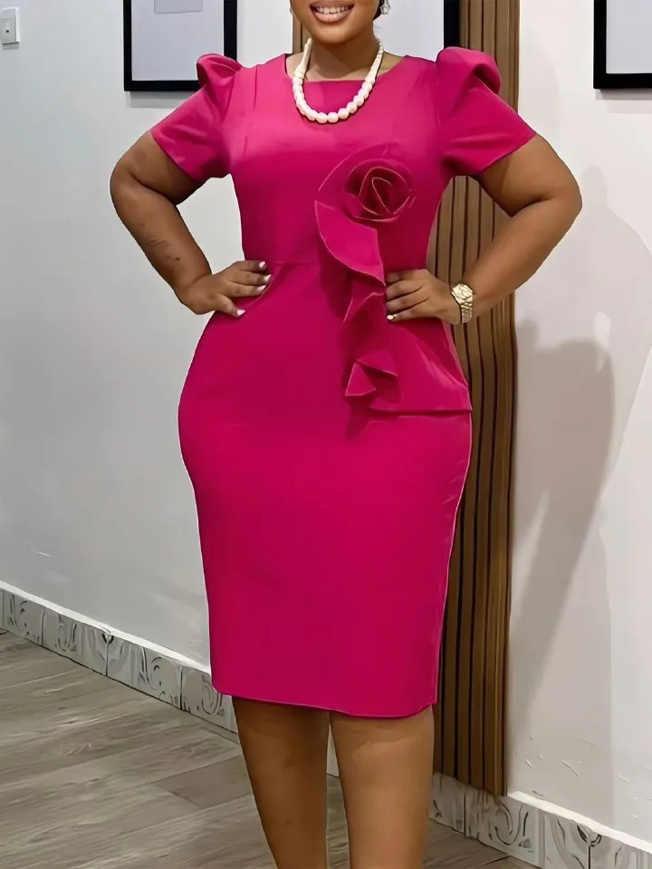 New women's dresses in summer are fashionable and elegant, with solid colors, short sleeves, round neck and flounced flowers. Slim-fit dresses are suitable for office commuting.
