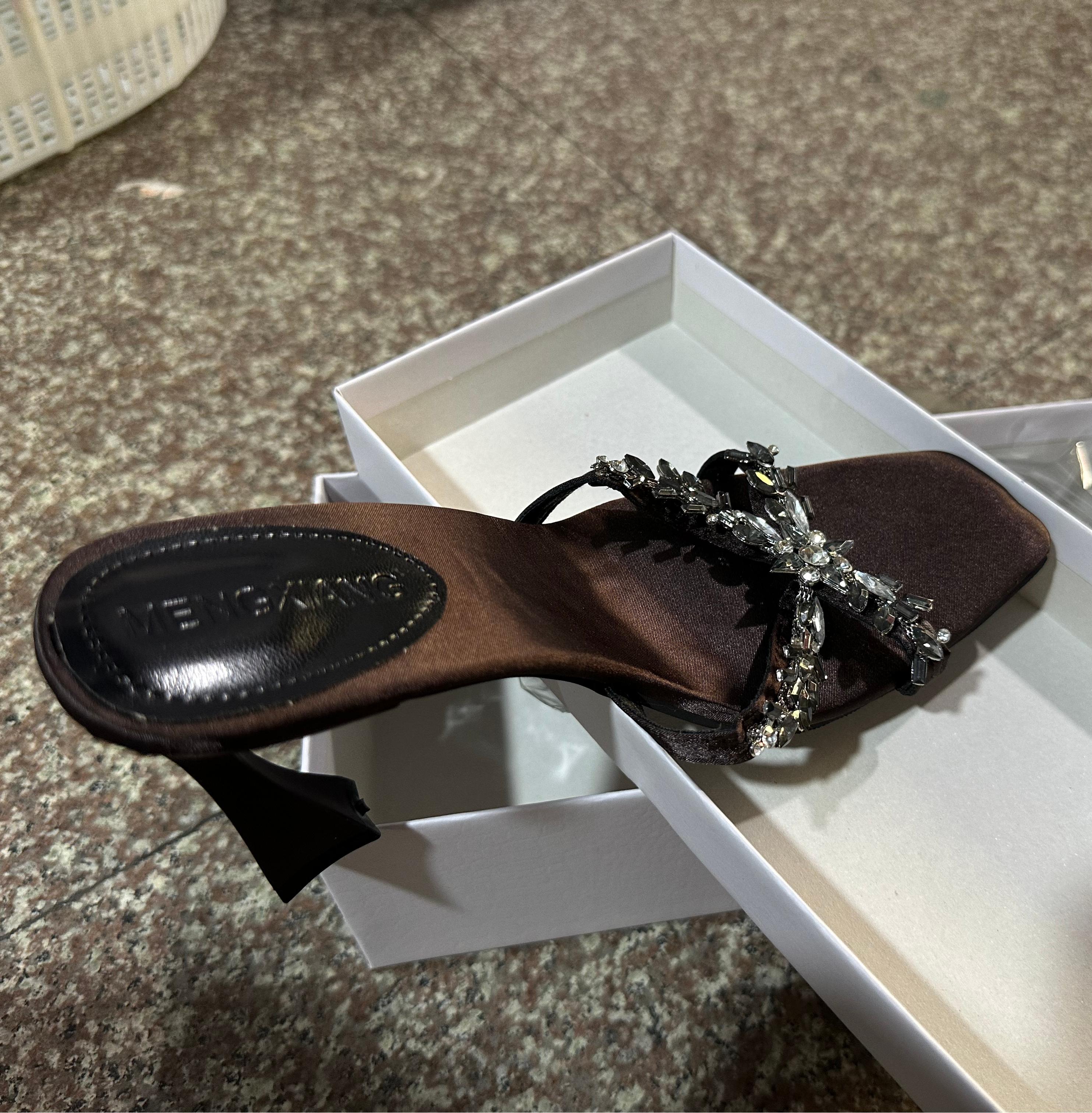 2025 Summer New Women's Shoes High-heeled Sandals Square-headed rhinestone sandals with thick heels and open-toed sandals and slippers.