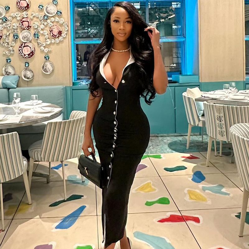 Summer new women's dress fashion temperament sleeveless suit collar V-neck front buckle slim contrast long dress suitable for daily leisure office commuting.