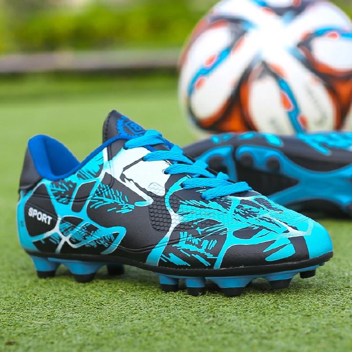 Kids and Men Professional Spike Football Boots Outdoor Non-slip Sport Shoes Light Soccer Shoes 31-43