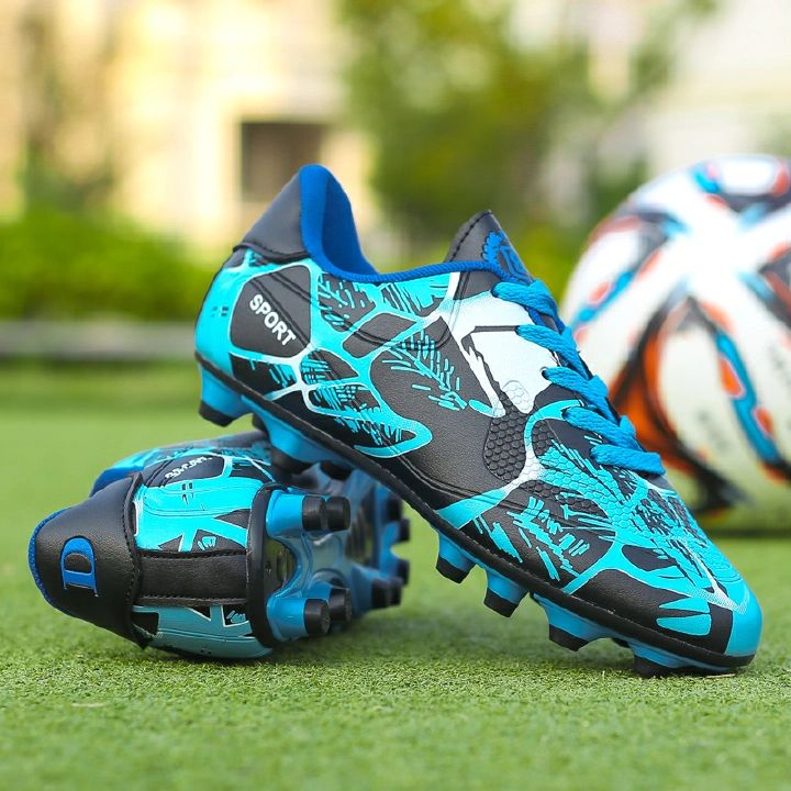 Kids and Men Professional Spike Football Boots Outdoor Non-slip Sport Shoes Light Soccer Shoes 31-43