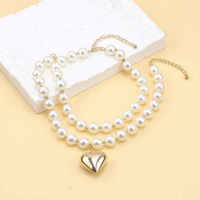 Chunky Gold Heart Pendant Necklace for Women, Layered Pearl Beads Chain, Bold Statement Jewelry, Bridal Wedding Gift for Her, Valentine's Day, Anniversary, Birthday Party