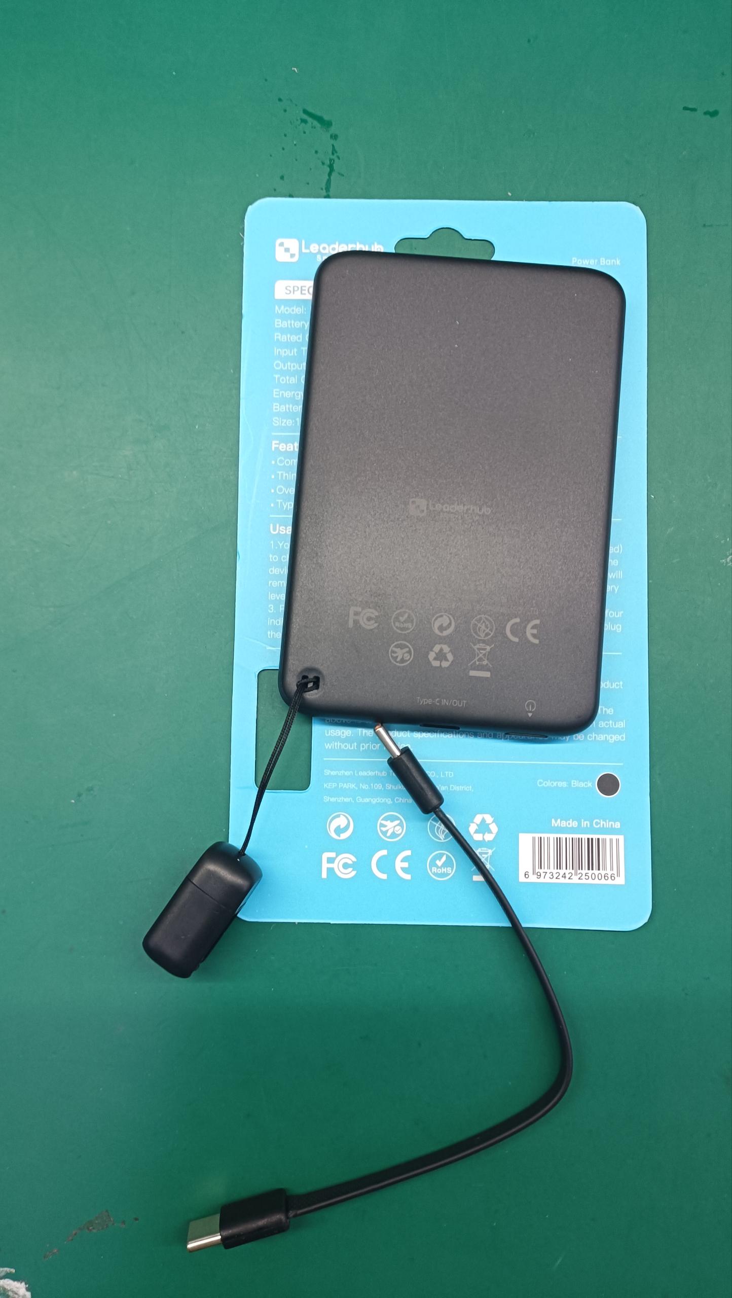 Leaderhub Dual Fast Charge PF200 20000mAh 22.5W Portable Power Bank with Type-C+Micro-USB Port +Power Display & F91PD 5000mAh Power Bank with Dual Type-C Cable