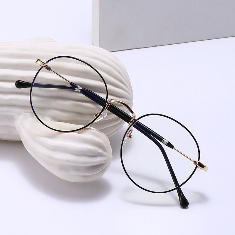 Metal Retro Anti Blue Light Glasses Myopia Glasses Frame Men and Women Round Frame Glasses Unisex 1PC