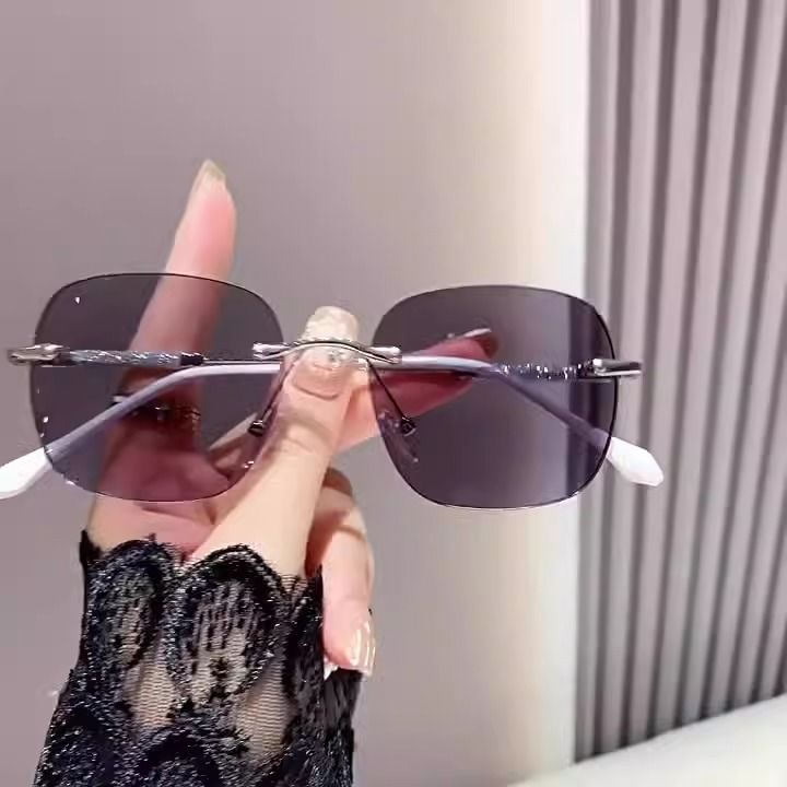 Photochromic Frameless Anti-blue Glasses Anti-radiation Women and Men Have Degree Large Frame EyeGlasses 1PC