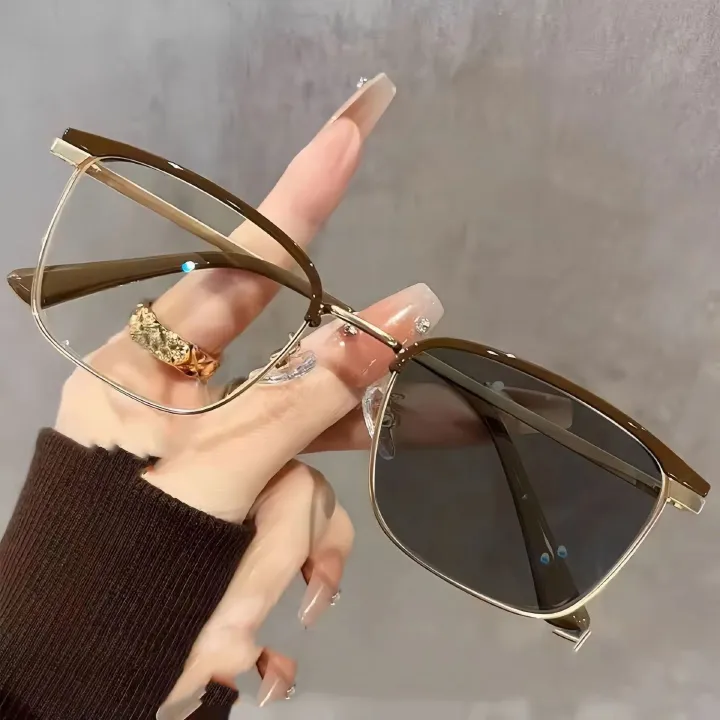 Optical Metal Frame High Quality Square Photochromic Eyeglasses Frames Custom Photocromic Optical Glasses for Women Men 1PC