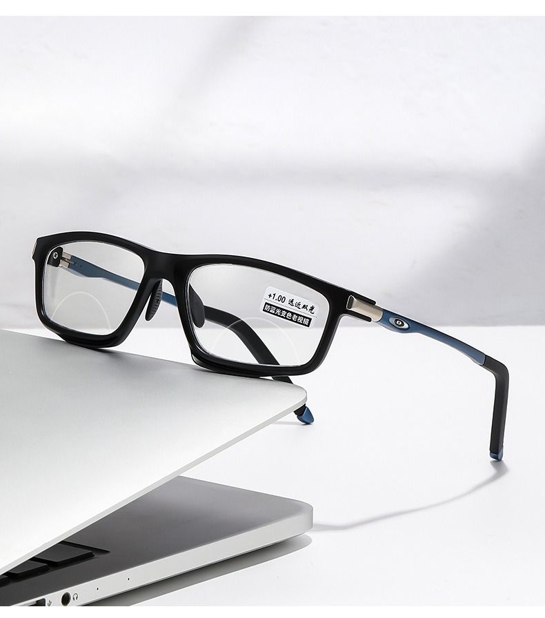 2025 Men Women Alloy Photochromic Near Far Presbyopia Glasses Anti Blue Light Sports Bifocal Reading Glasses 1pc