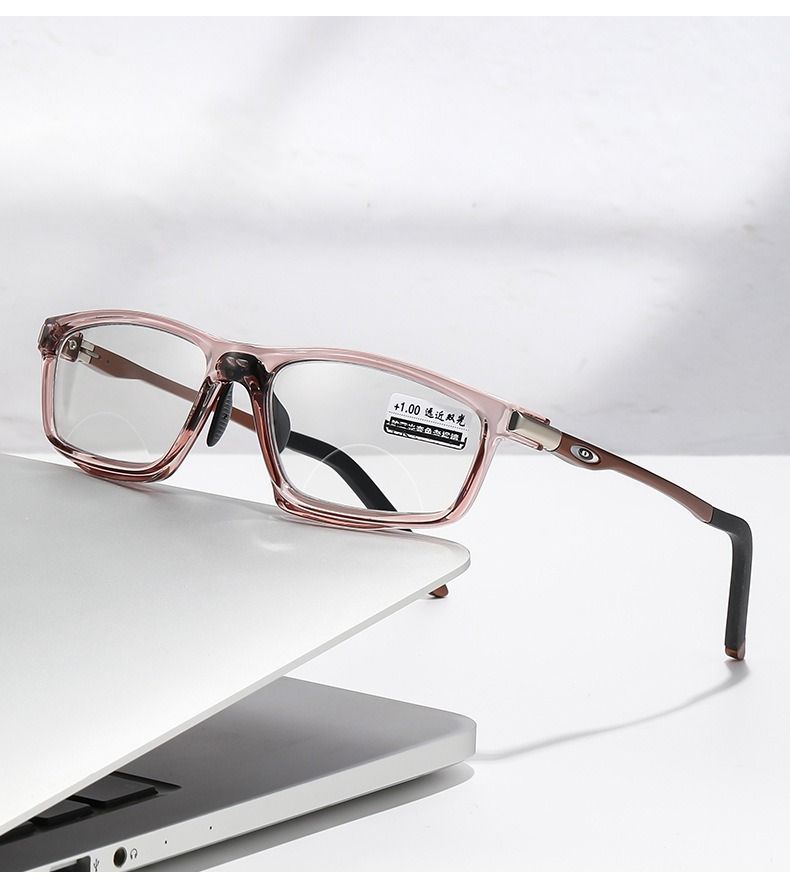 2025 Men Women Alloy Photochromic Near Far Presbyopia Glasses Anti Blue Light Sports Bifocal Reading Glasses 1pc