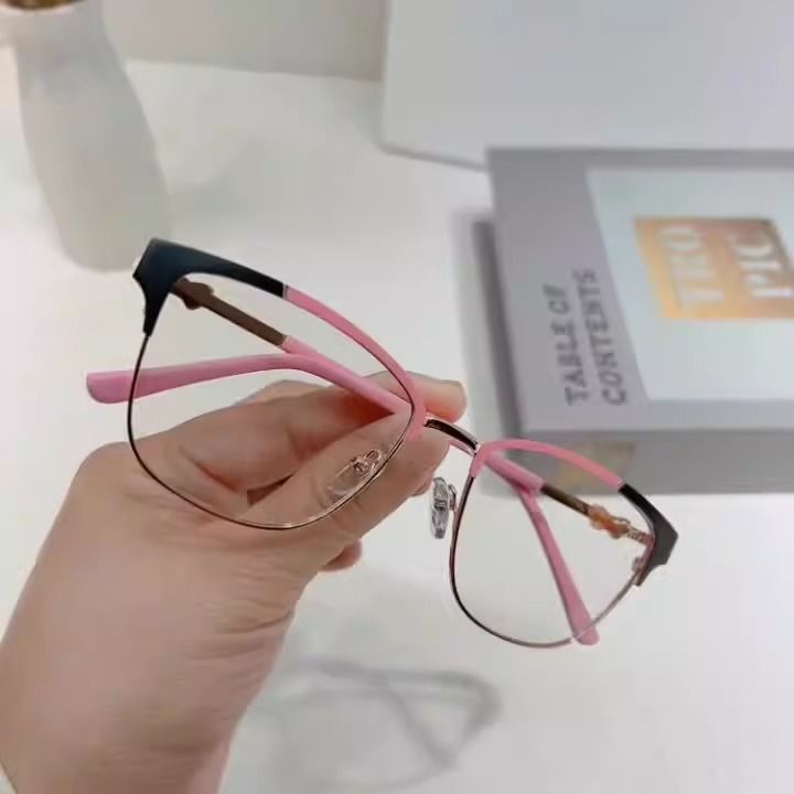 Color Changing Custom Logo Metal Glasses Anti Blue Light Photochromic Men and Women Eyeglasses Optical Prescription Spectacles 1PC