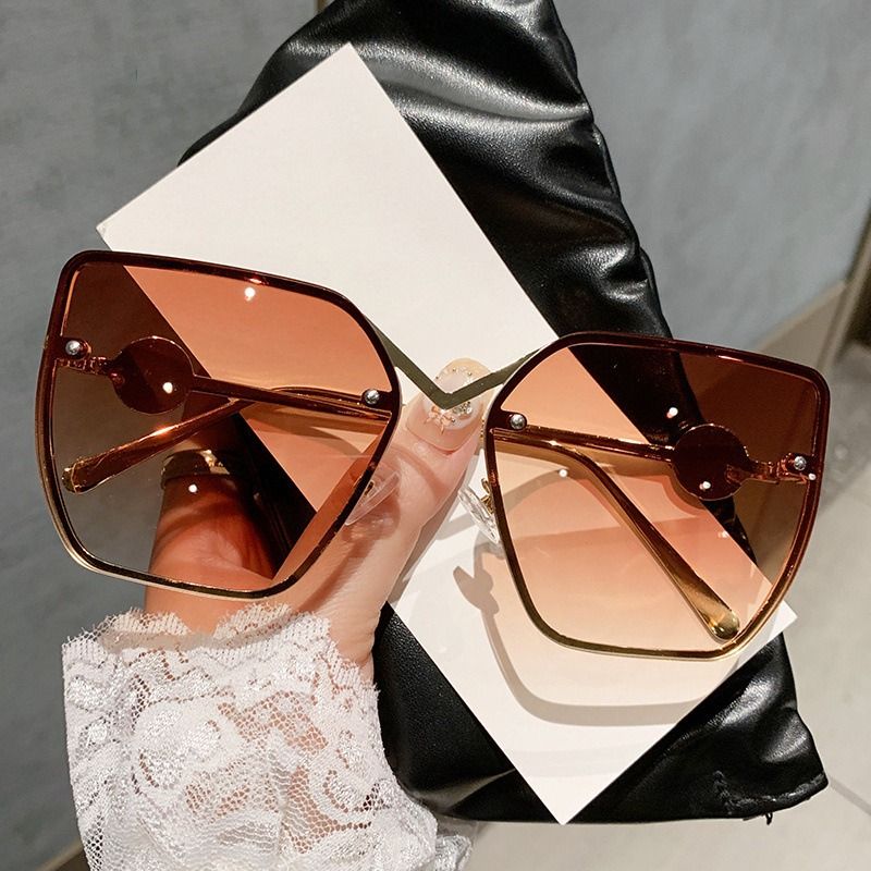 Metallic Fashion Luxury Style Glasses Sunblock Oversized Luxury Women Sunglasses 1PC