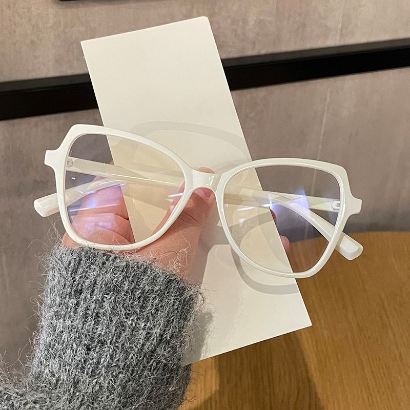 New Vintage Red Leopard Women Cat Eye Glasses 2025 New Female Retro Butterfly Shaped Optical Spectacles Frame Clear Lens Eyeglasses 1PC