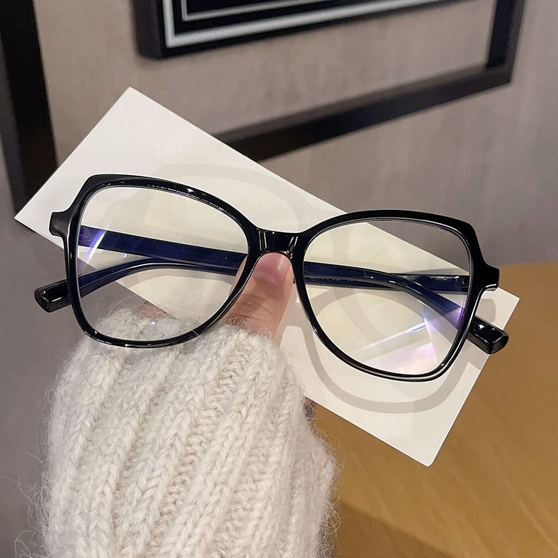 New Vintage Red Leopard Women Cat Eye Glasses 2025 New Female Retro Butterfly Shaped Optical Spectacles Frame Clear Lens Eyeglasses 1PC