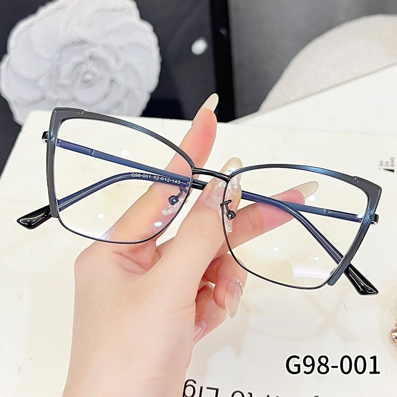 New Design Luxury Half Frame Cat Eye Eyeglasses Frames 2025 Metal Men Eye Glass Women Frames Optical Glasses for Men 1PC