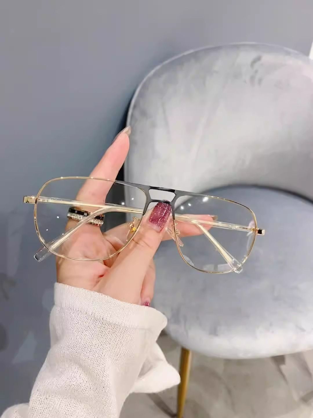 Latest Color-Changing Anti-Blue Light Phtochromic Glasses Retro Metal Double Beam Optical Glasses Frame for Men Popular Glasses Women and Men Photochromic Eyewear Frame 1PC