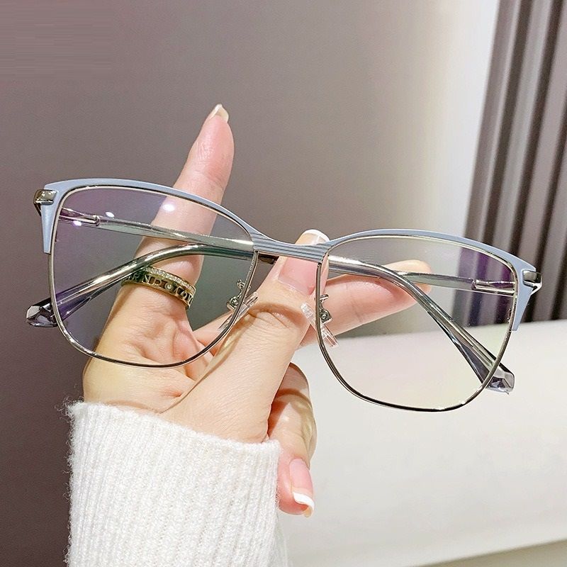 7143 Fashion Lady Butterfly Anti Blue Light Glasses Metal Optical Frames Attractive Eye Glasses for Women 1PC