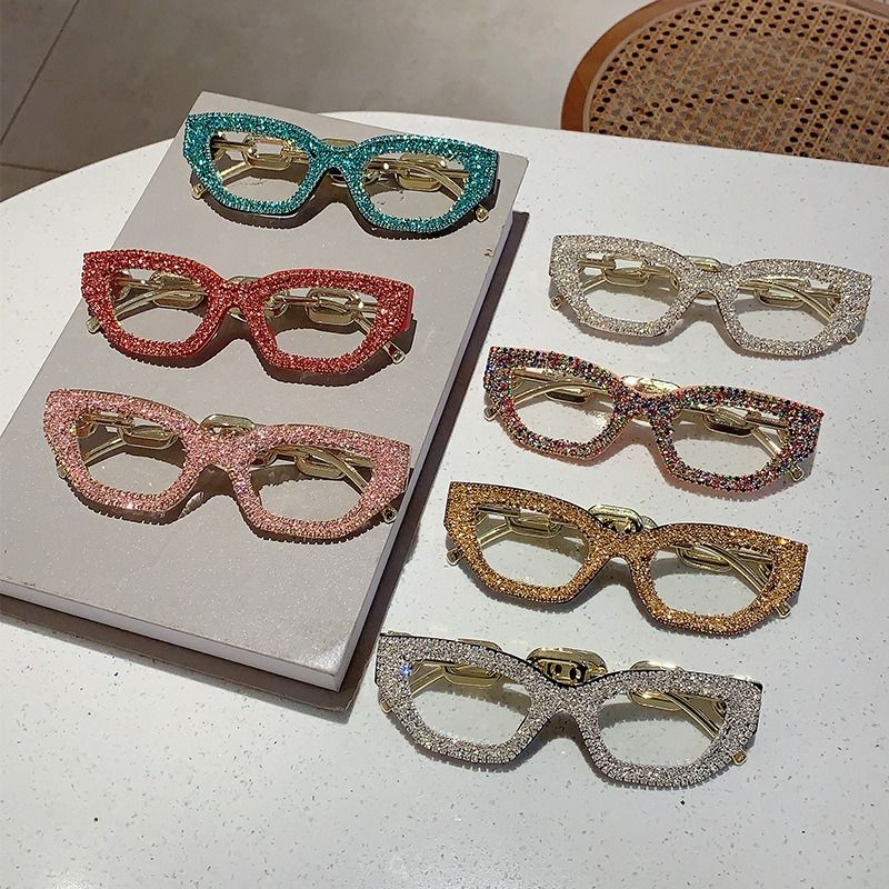 QSKY Sea Street Take Pictures for Small Faces Small Frame square Glasses Diamond Rhinestone Vintage Oval Uv400 Shades Sunglasses 1PC