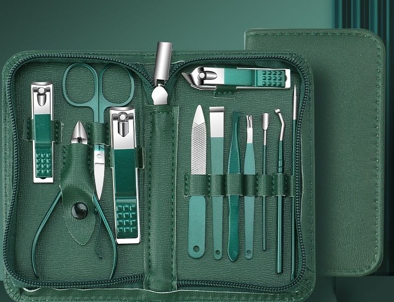 Professional 35-in-1 Home Manicure Pedicure Set Stainless Steel Nail Clipper Kit Personal Care Tools with Luxurious Travel Bag 7pv