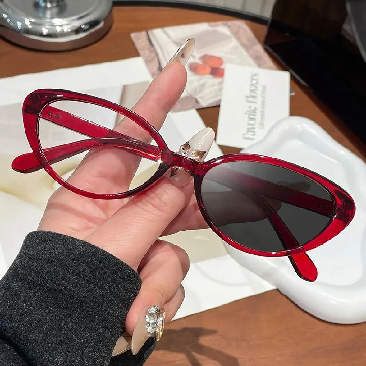 Vintage Fashion Clear Multi Cat Eye Photochromic Eyeglasses New Design Blue Light Blocking Computer Glasses 1PC