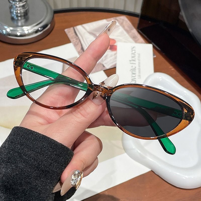 Vintage Fashion Clear Multi Cat Eye Photochromic Eyeglasses New Design Blue Light Blocking Computer Glasses 1PC
