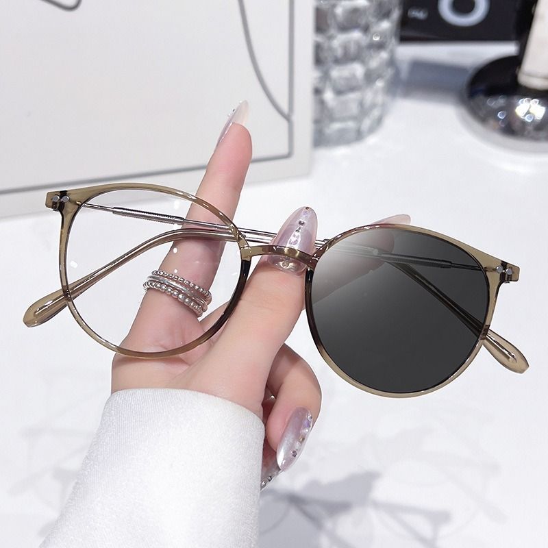 B4 Photochromic Glasses Cat Eye Glasses Fashionable Metal Optical Computer Glasses Frame Eyeglasses Woman Eyewear 1PC