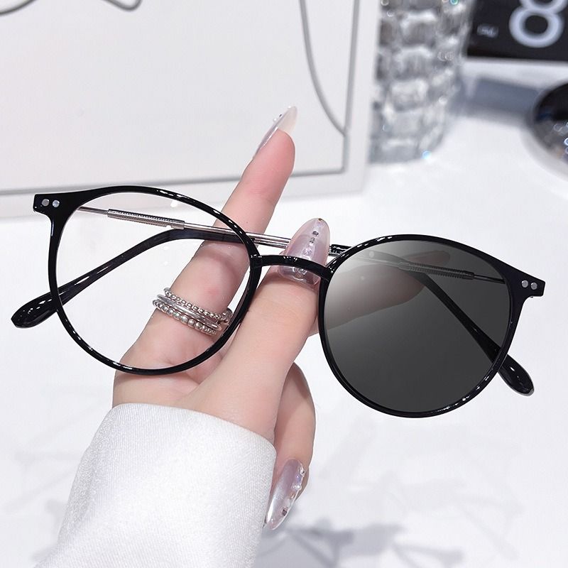 B4 Photochromic Glasses Cat Eye Glasses Fashionable Metal Optical Computer Glasses Frame Eyeglasses Woman Eyewear 1PC