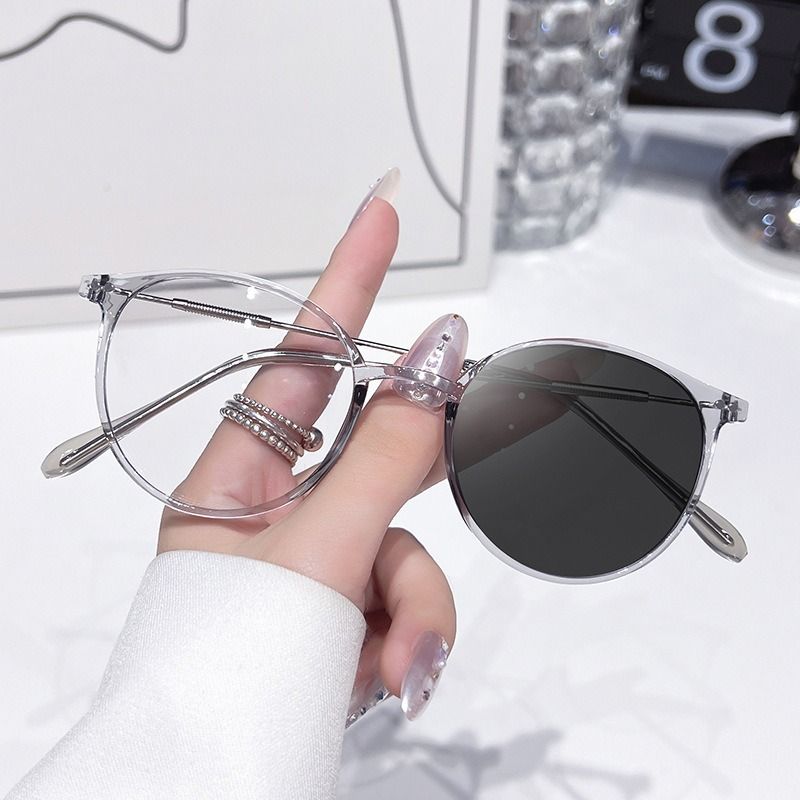 B4 Photochromic Glasses Cat Eye Glasses Fashionable Metal Optical Computer Glasses Frame Eyeglasses Woman Eyewear 1PC