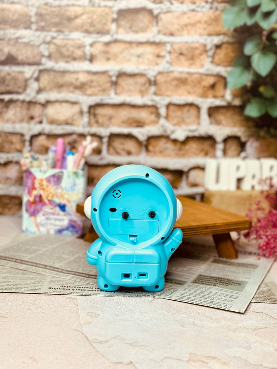 Creative Astronaut Student Bedside Alarm Clock, Personalized Craft alarm Clock, Kids alarm clock, back to school kids alarm clock, Living Room Bedroom Study Room Decoration