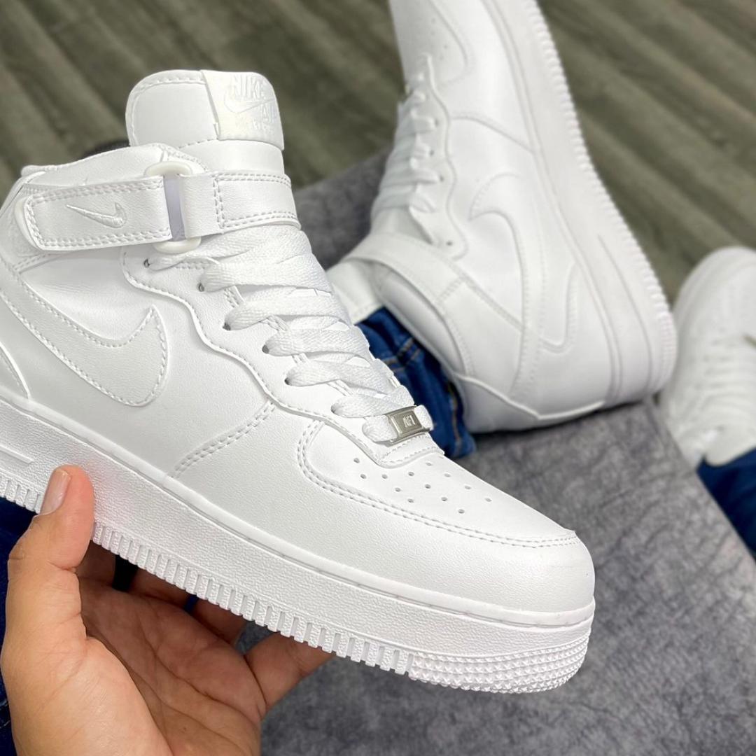 NEW ARRIVAL NIKEE AIR FORCE 1 White Sneakers – Unisex Classic Streetwear Shoes for Men & Women | Stylish, Comfortable & Durable | All-White Design | Limited Edition | Best Price & Quality on Kilimall"