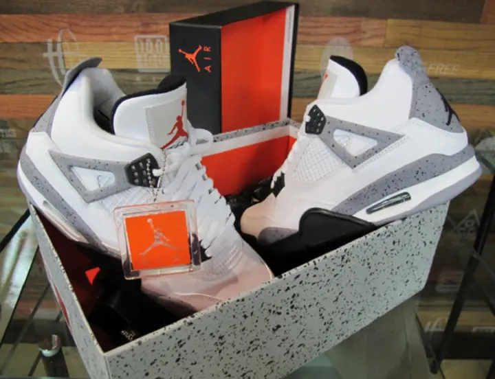 🔥 Official Air Jordan 4 Retro "White Cement" – Iconic OG Style, Supreme Comfort, Street-Ready Sneaker. Limited Edition Classic Built for Legends. Grab Yours Before It's Gone!