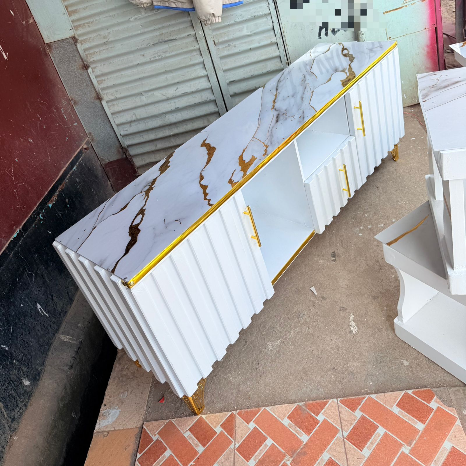 Elevate Your Living Room with Executive Elegance

Transform your entertainment space with the Executive Chocolate TV Stand – where style meets functionality. Finished in a rich, chocolate-brown hue an