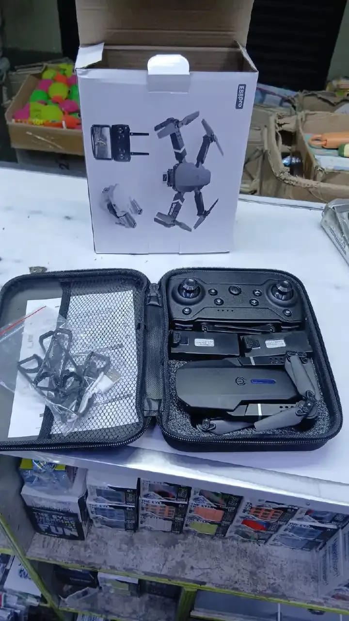 E88 / E99 Toy Drone for Kids — Lightweight Mini RC Quadcopter (No Camera) 🎮

Give kids the joy of flight with this fun, easy-to-fly mini RC quadcopter designed just for beginners and young pilots! Wh