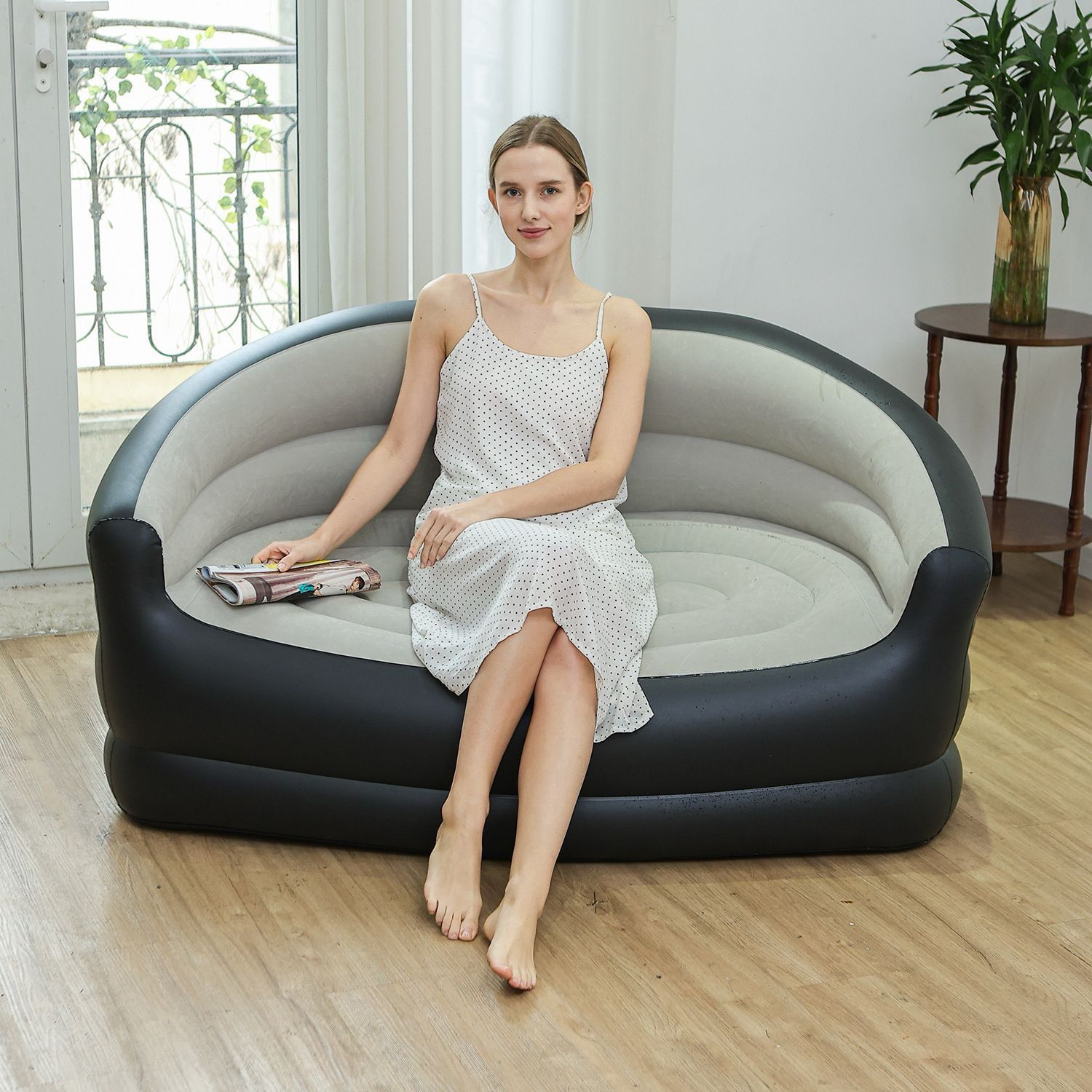 Inflatable 2-Seater Couch – Blow-Up Air Sofa with Flocked Surface, Lightweight & Durable for Home, Events, Camping, with Manual Pump Included