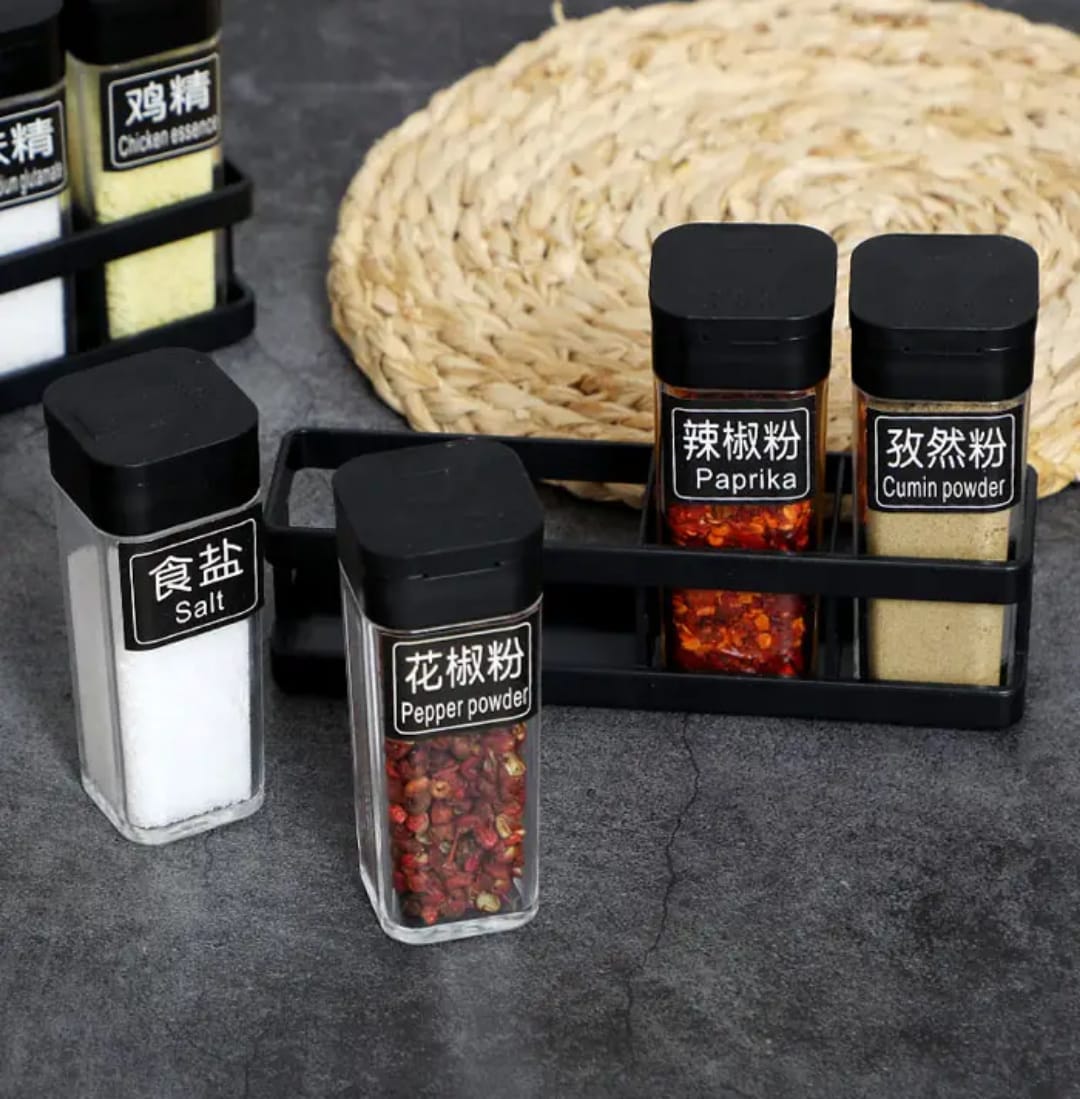4pcs Spice Seasoning Jar Set – Compact, Easy-to-Use Plastic Masala Containers for Kitchen & Dining Table Storage