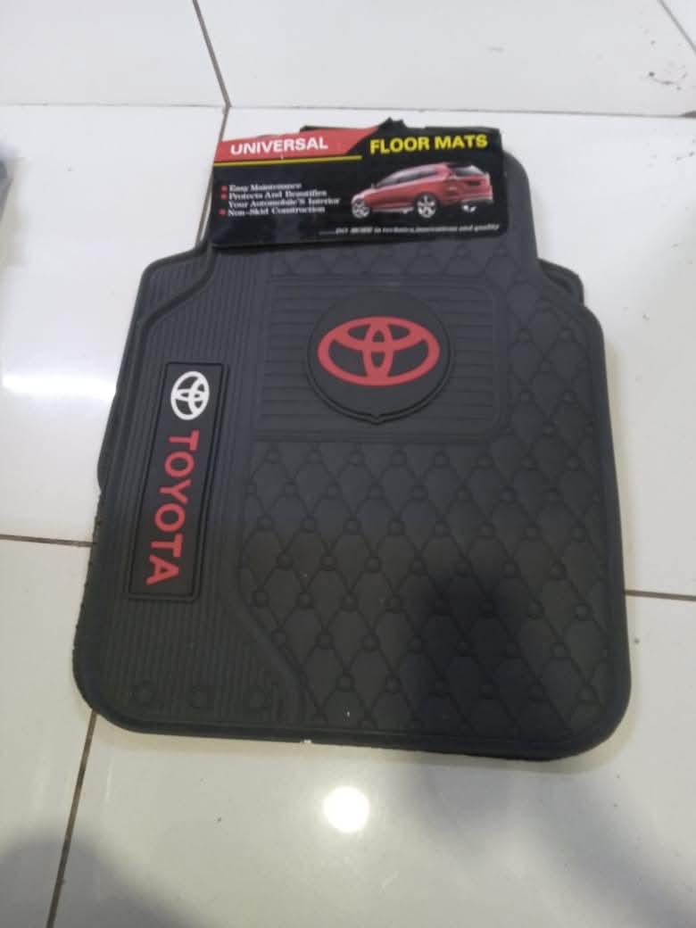 Toyota Heavy Duty Branded TRD 5 Seater Car Floor Mats,Durable channel construction holds water, mud and dirt. Anti Slip nib backing holds the mats firmly adhered in place. Washable In hot/cold water.