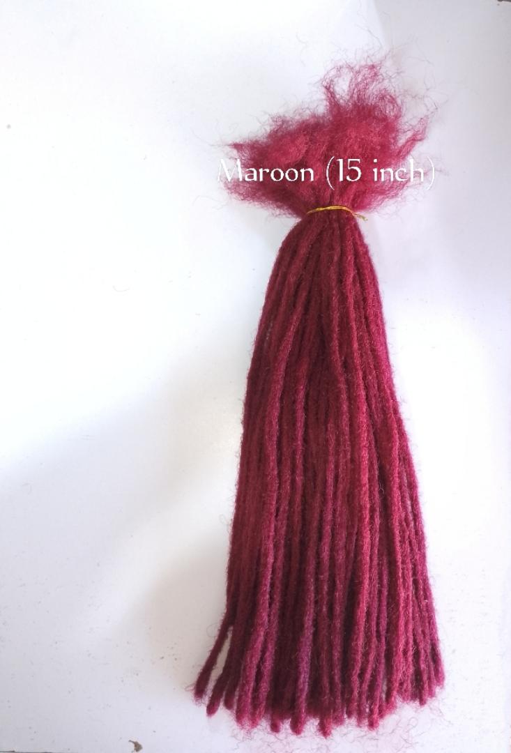 Artificial dreadlocks Hair extension -80 PlECES Enough for full head lightweight and easy to install-Flexible for styling -Its Reusable-For both Men & Women +Free gift 🎁 (4 shells🐚)